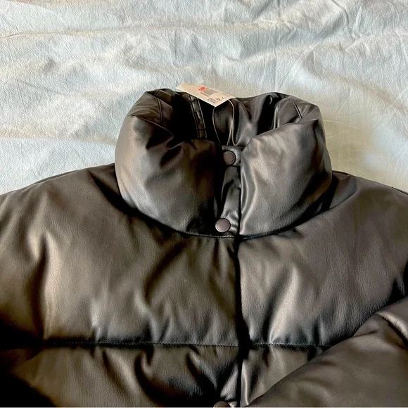 AE Vegan Leather Chill Puffer Jacket - Picture 9 of 9
